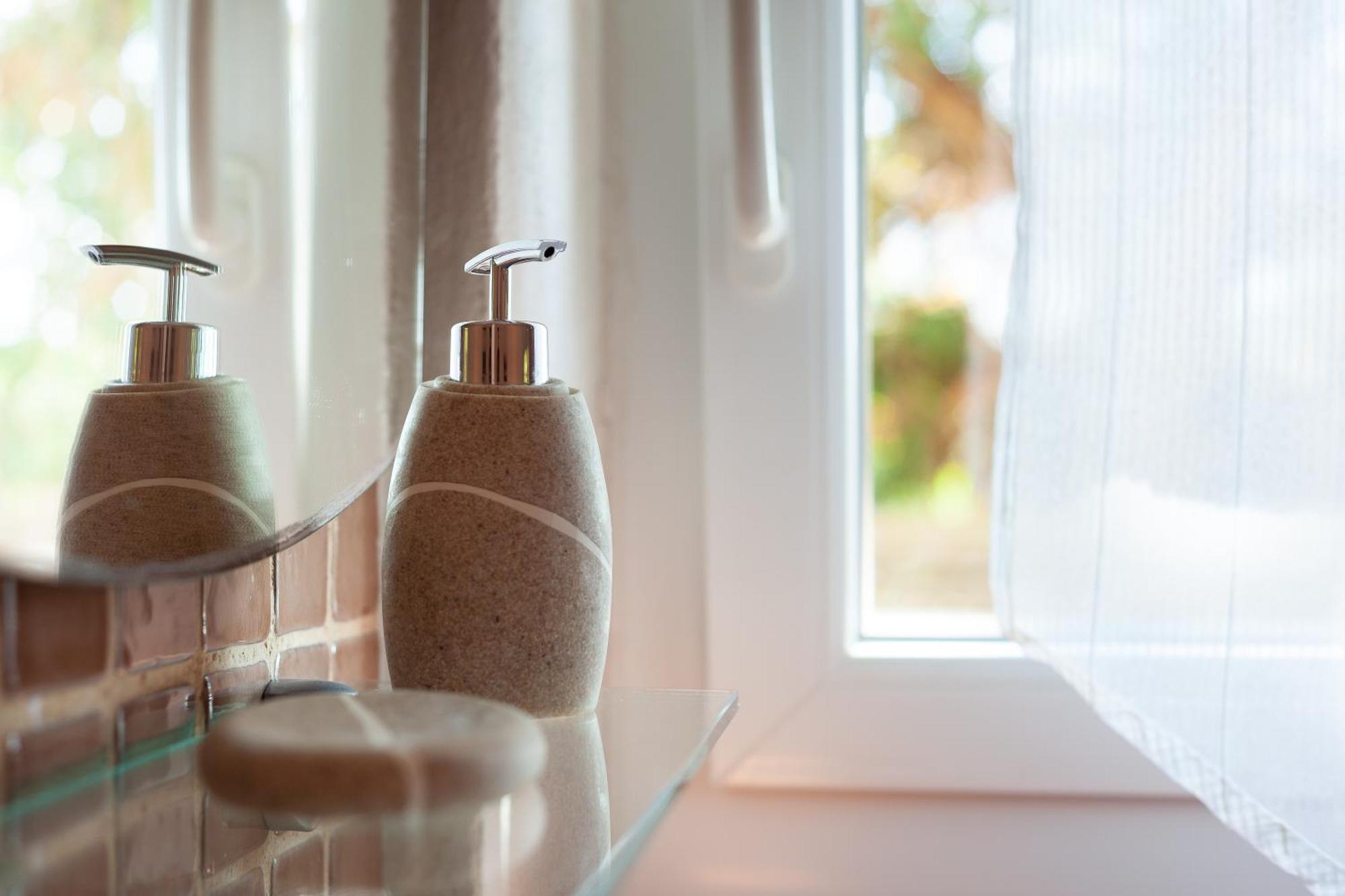 Somptueux Appartement Avec Jardin Cassis Eksteriør billede